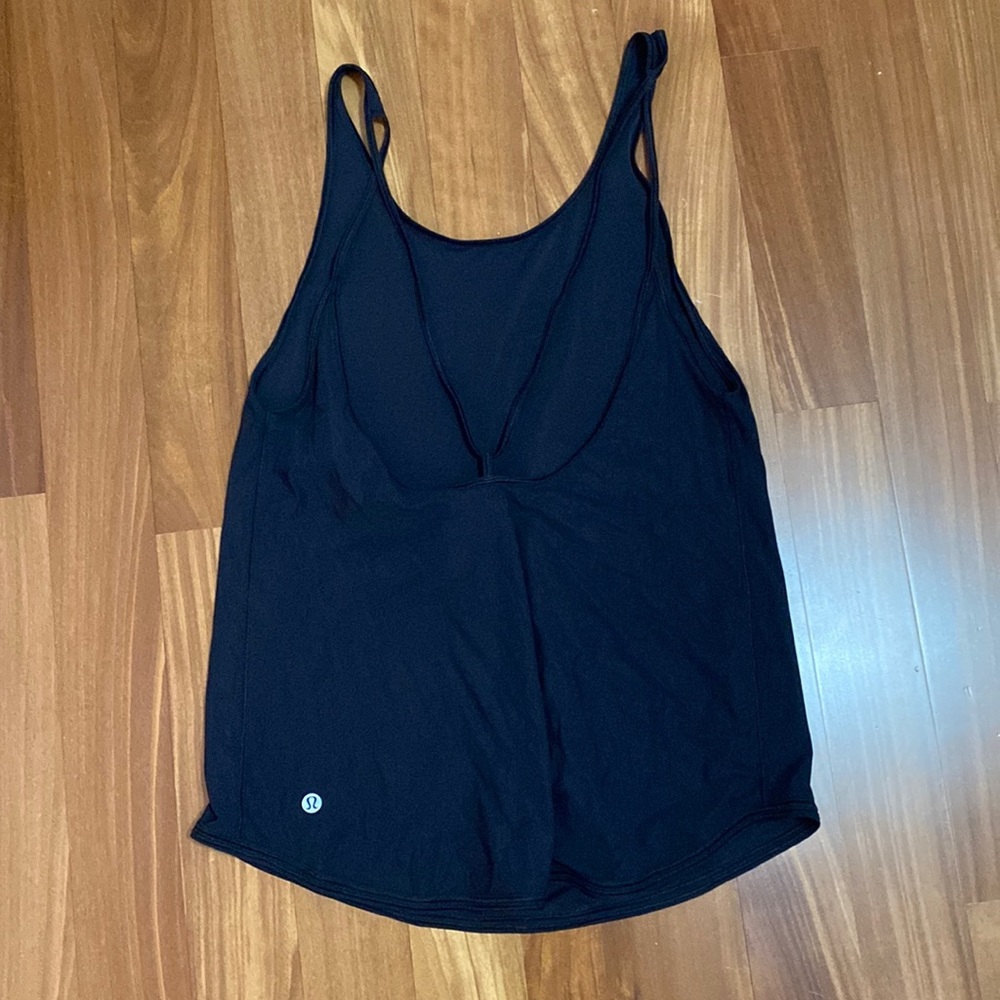 lululemon black tank top
